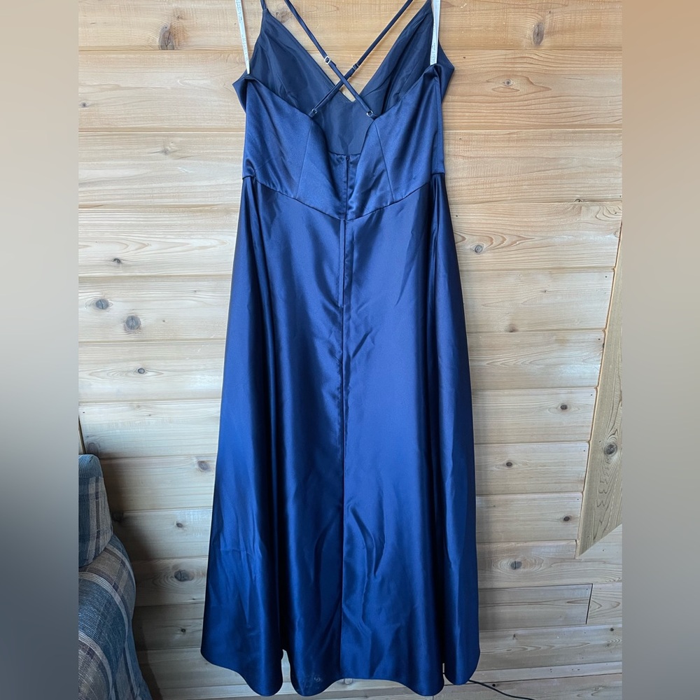 Davids Bridal Studio Marine 12 F20131 Bridesmaid Dress - Picture 3 of 3